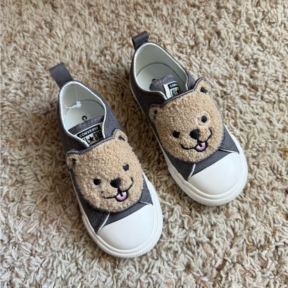 Converse Chuck Taylor All Star Toddler Sherpa Bear Shoes sneakers size 7